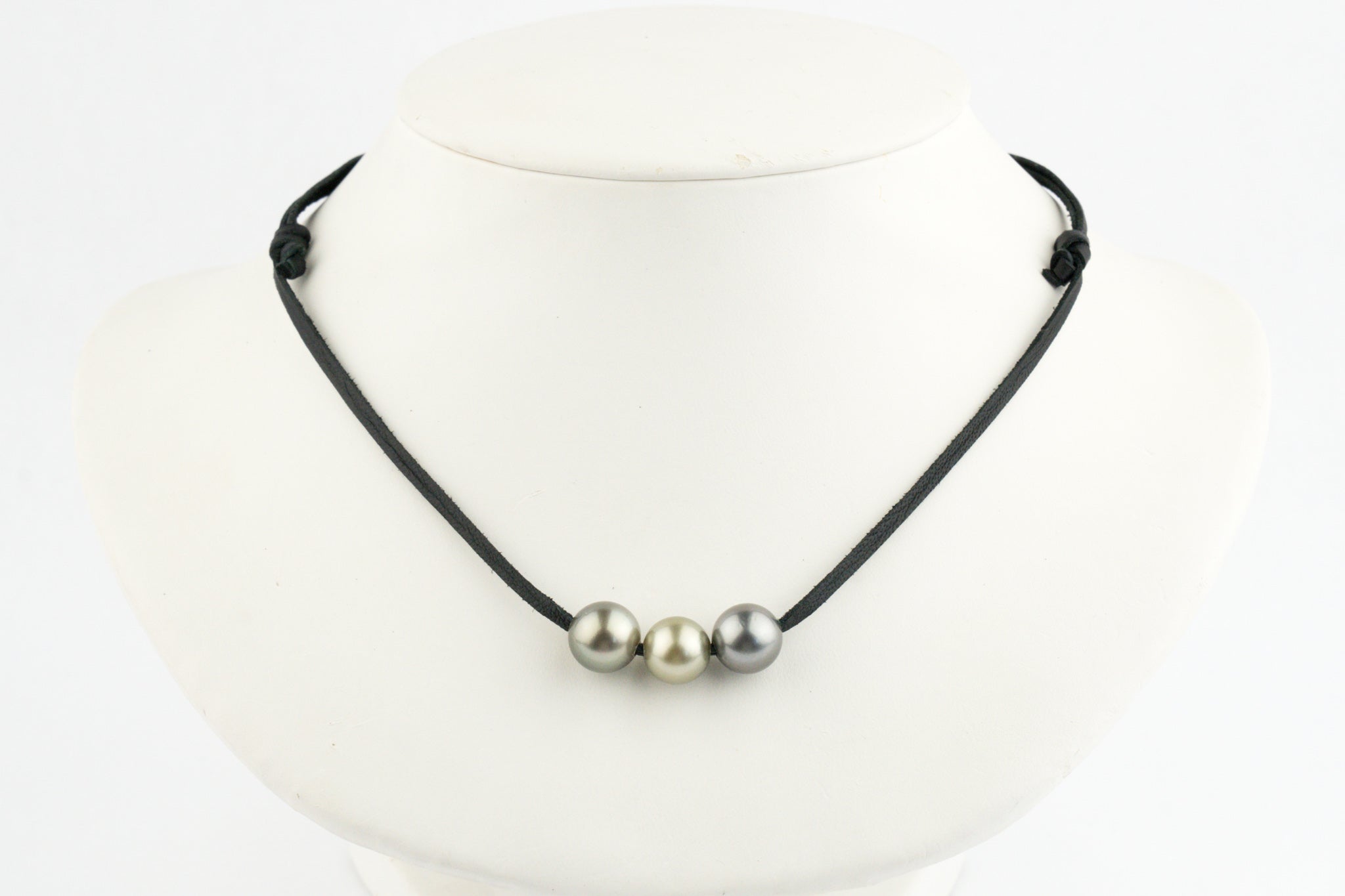 Lavender Green 10-10.8mm Triple Eimeo Mana Necklace