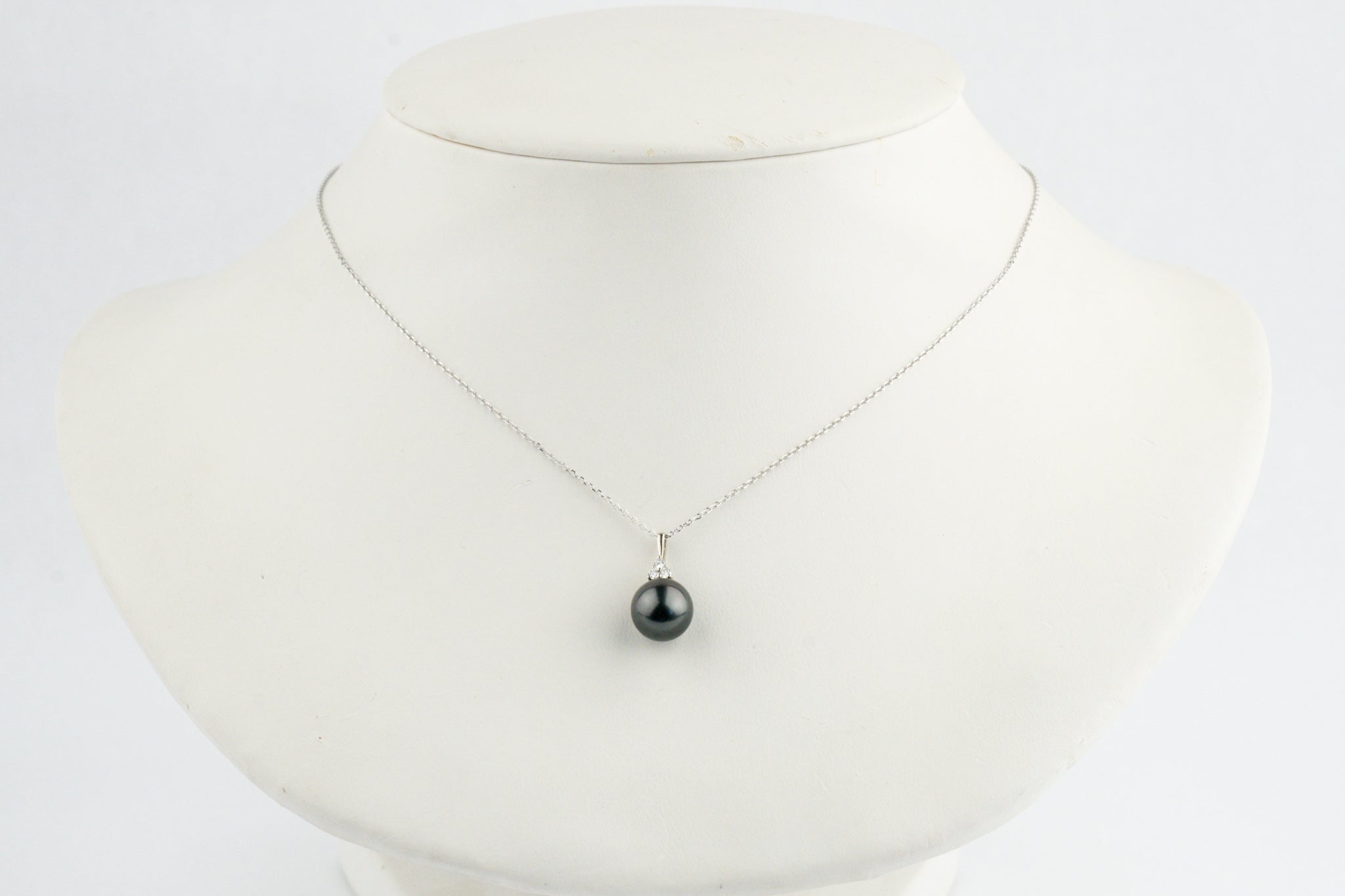 Eclipse Black Tahitian Pearl & Diamond Toru Necklace on 14K White Gold