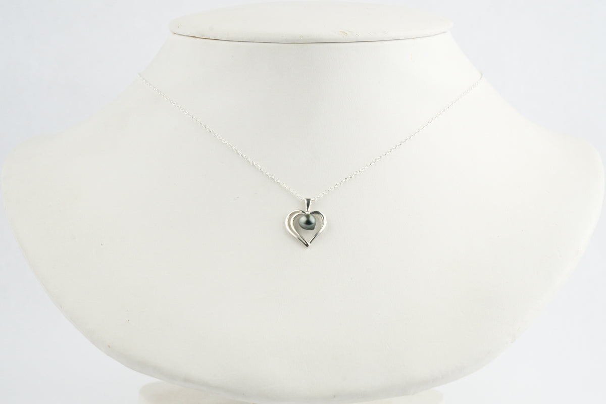 Silver Heart Keshi Pearl Necklace