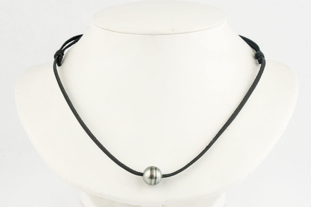 Silvery Blue Green Circled 12.2mm Super Mana Necklace