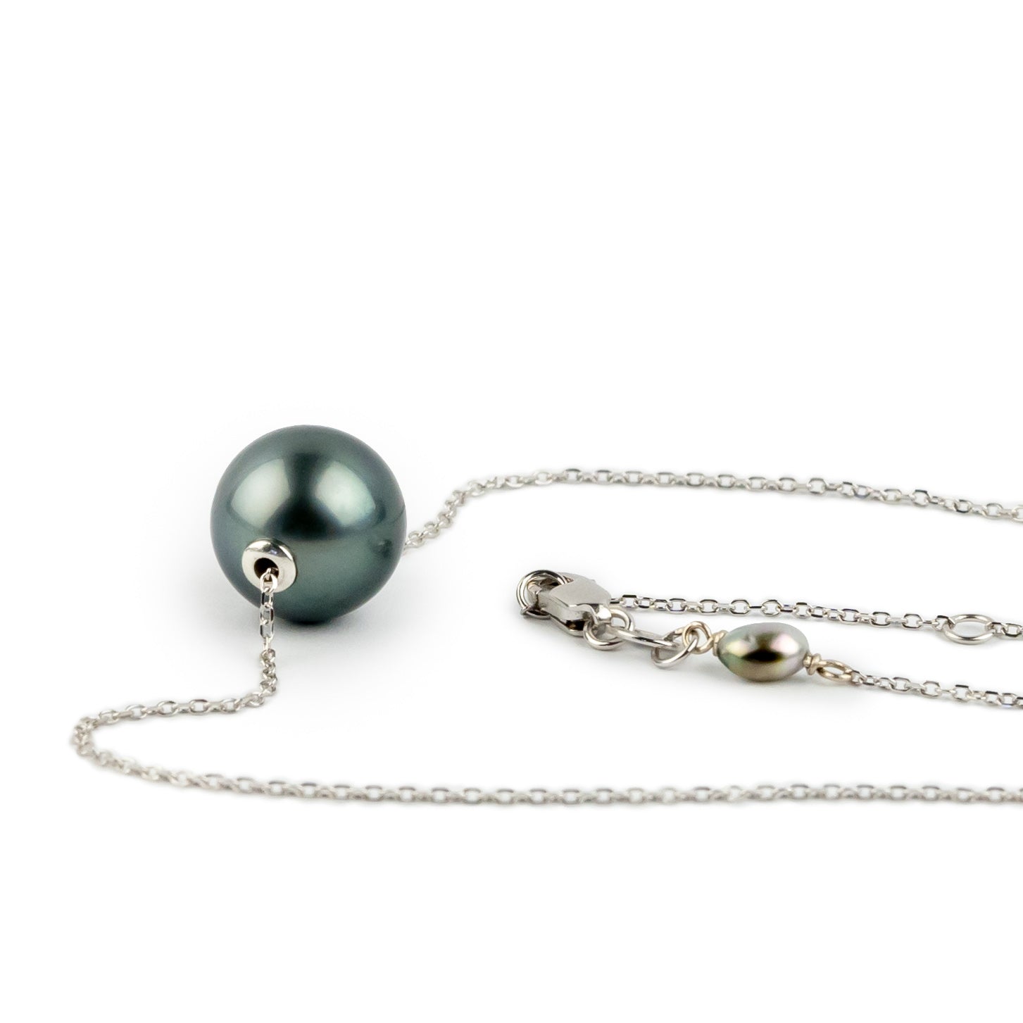 Silvery Blue 10.2mm Tahitian Pearl Solitaire Necklace on 14K White Gold