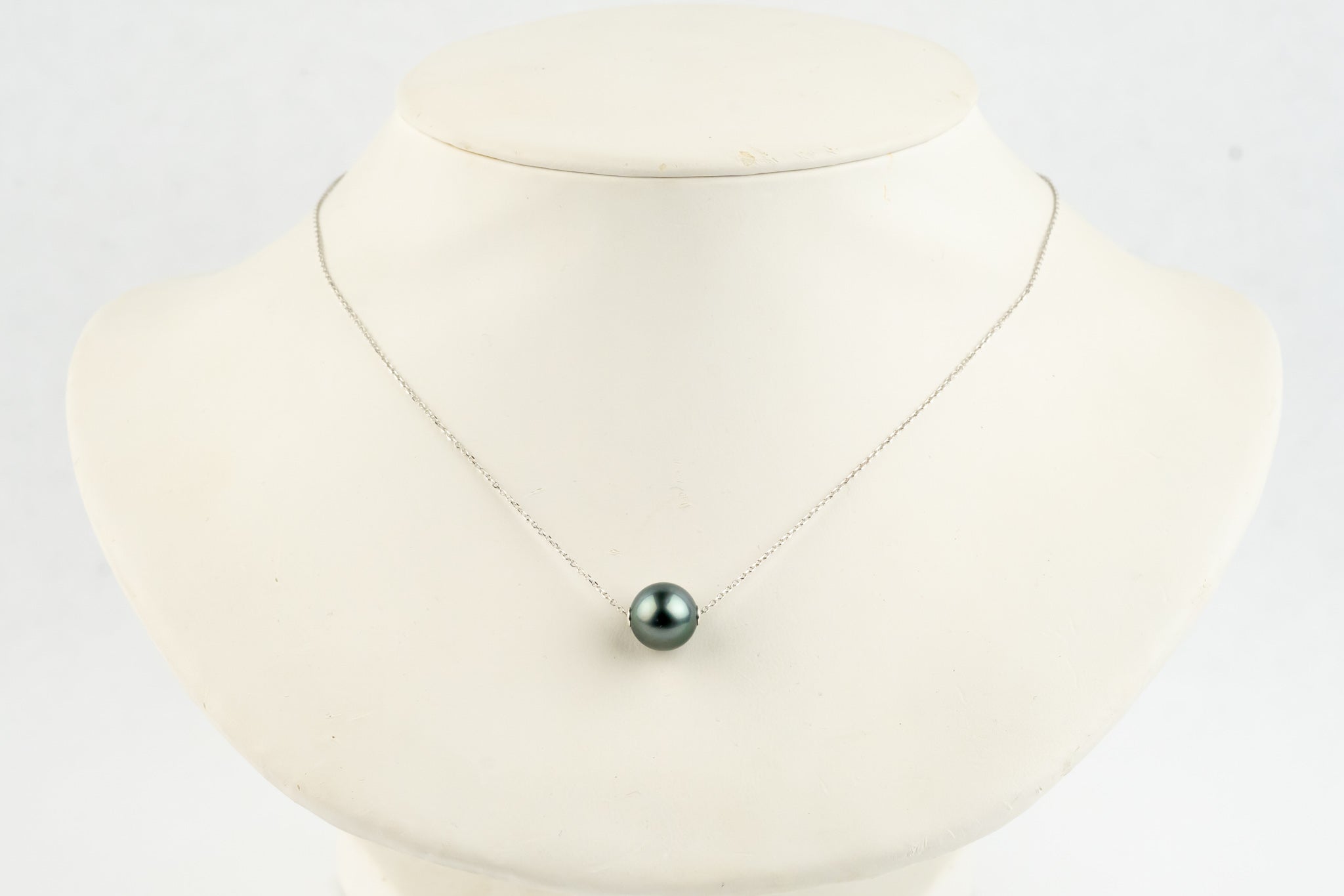 Silvery Blue 10.2mm Tahitian Pearl Solitaire Necklace on 14K White Gold
