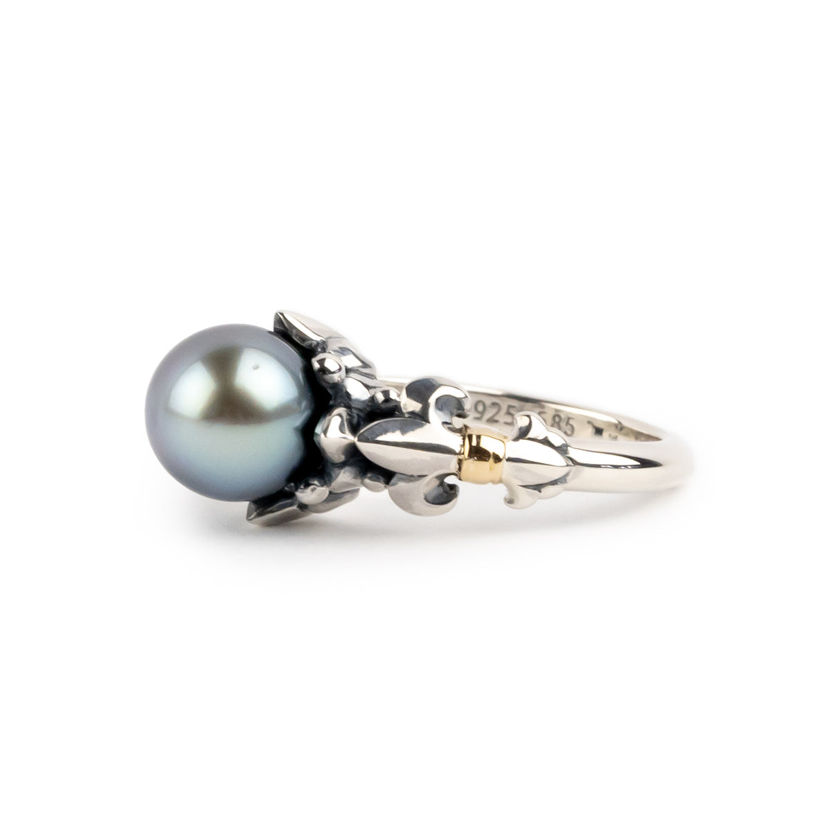Periwinkle Acropora Tahitian Pearl Ring