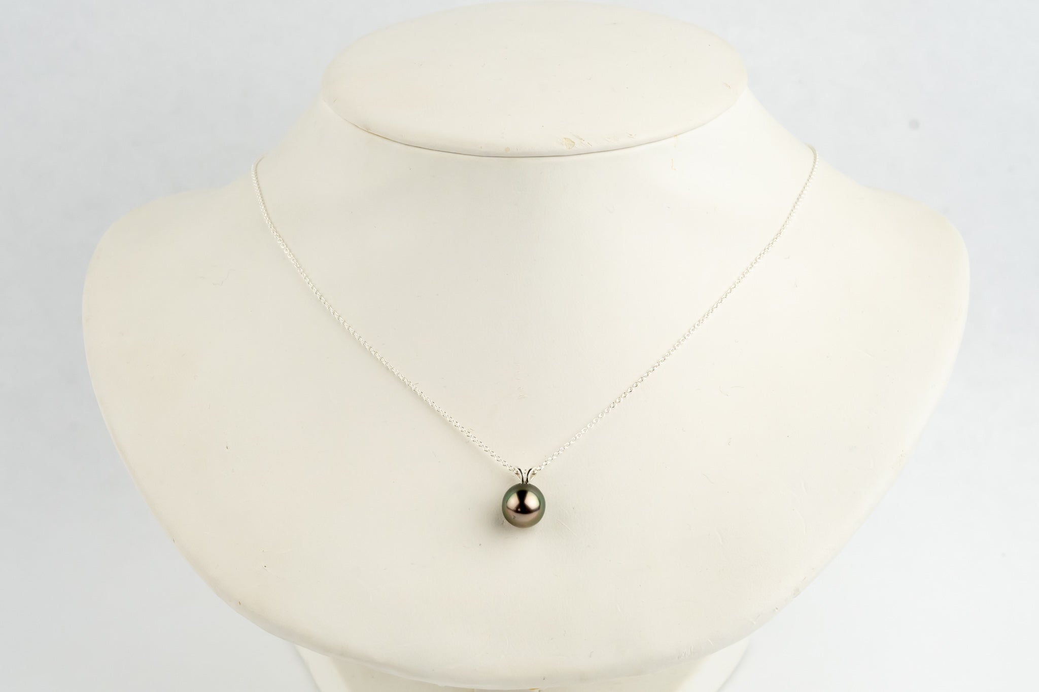 Pink Green 9mm Tahitian Pearl I'a Necklace on Sterling Silver