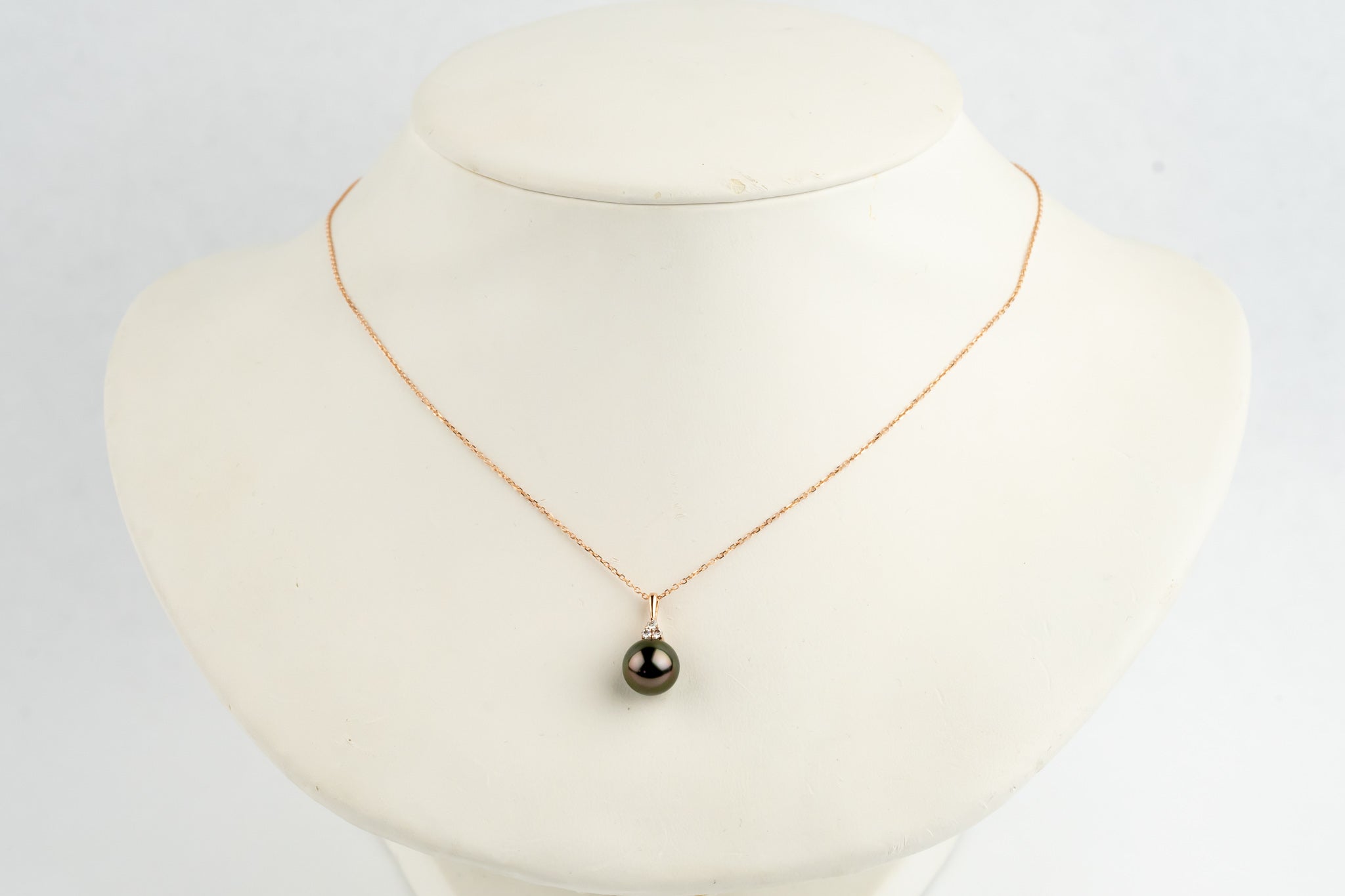 Aubergine Green Tahitian Pearl & Diamond Toru Necklace on 14K Rose Gold