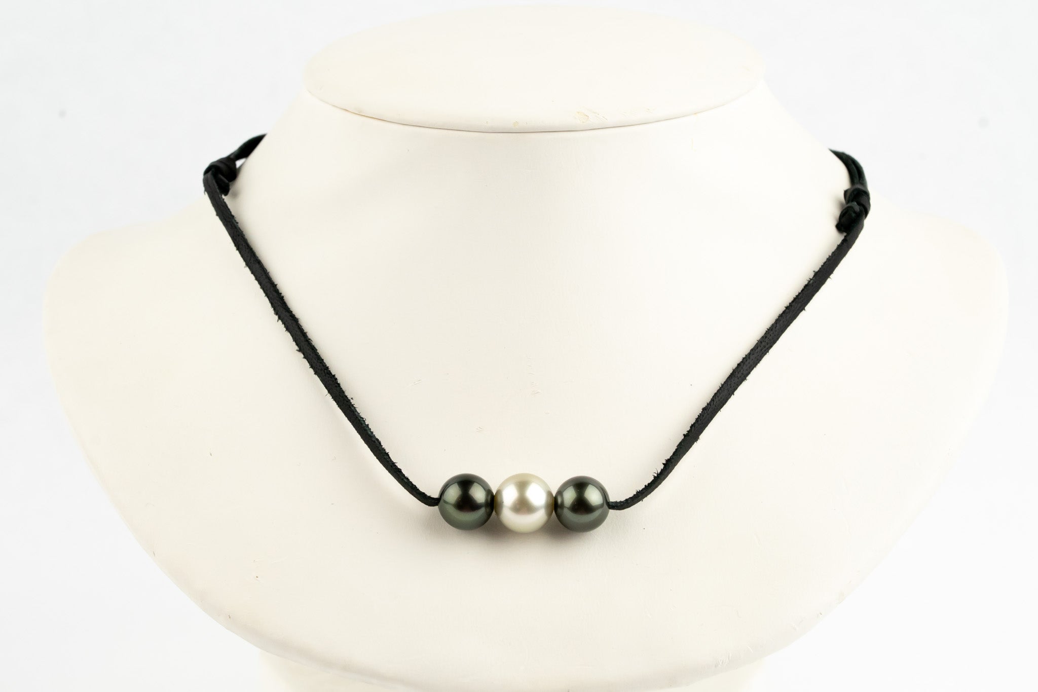 Moonlit Midnight 10.5-11mm Triple Eimeo Mana Necklace