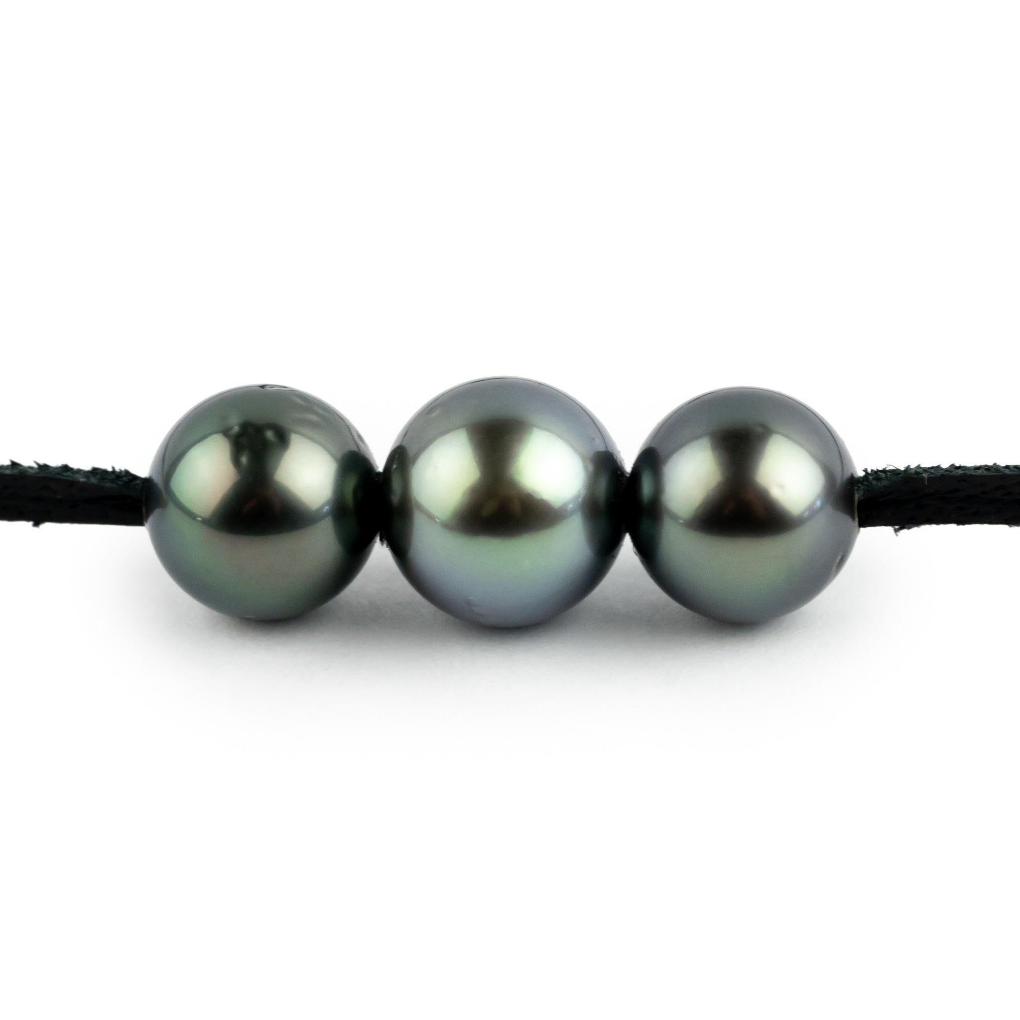 Blue Hues 10-10.8mm Triple Eimeo Mana Necklace