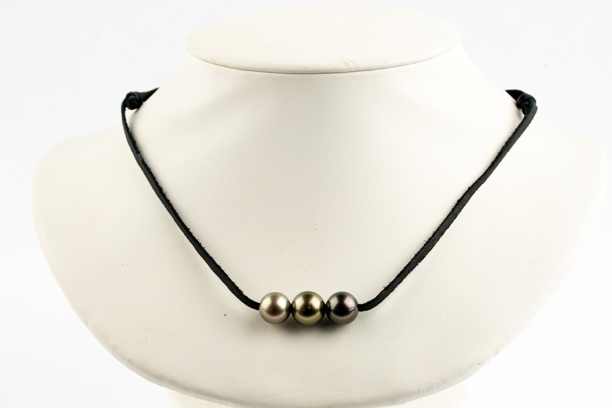 Golden Hour 10.1-11mm Triple Eimeo Mana Necklace