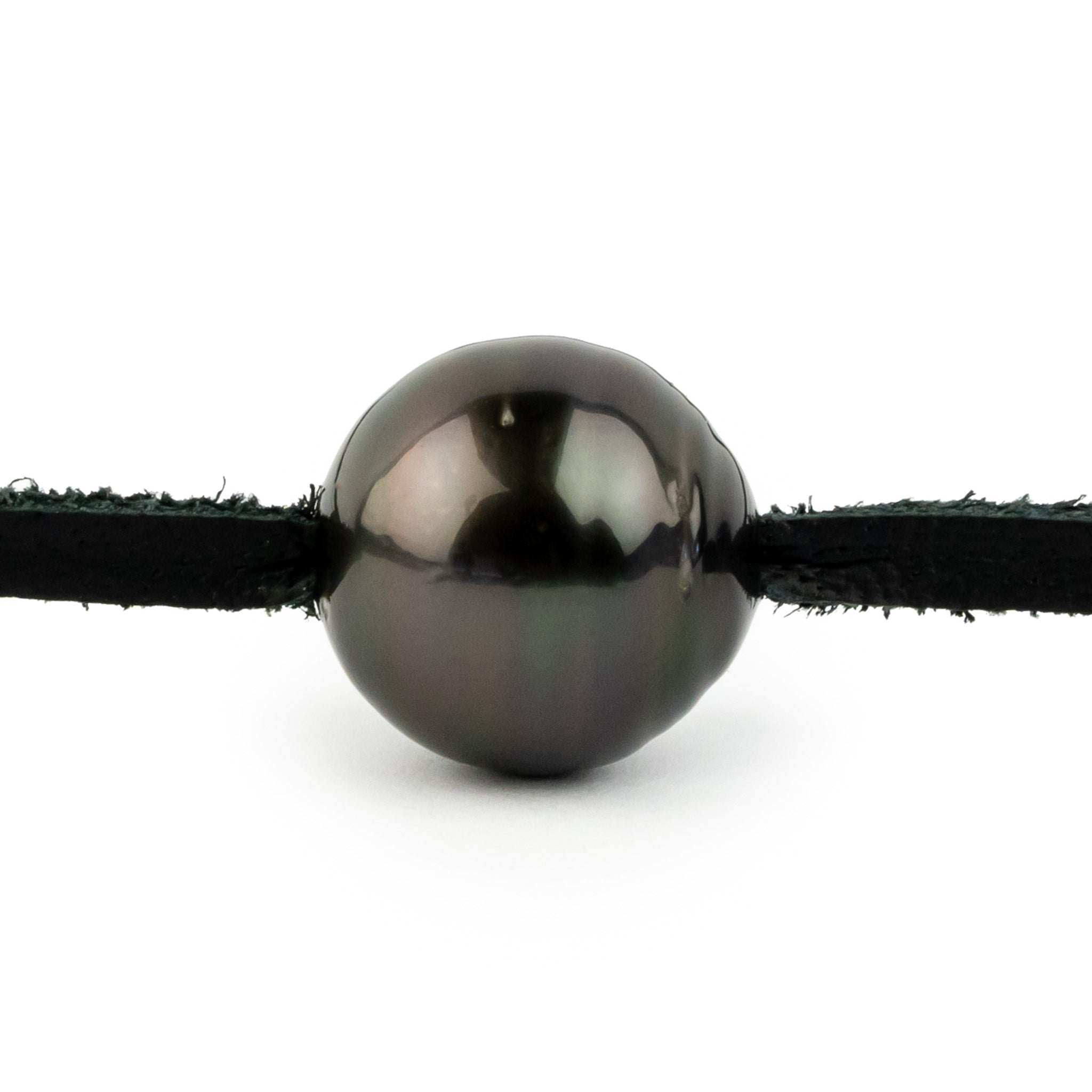 Ebony Circled 13.2mm Super Mana Necklace