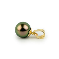 Cactus Flower 7.6mm Tahitian Pearl Pendant