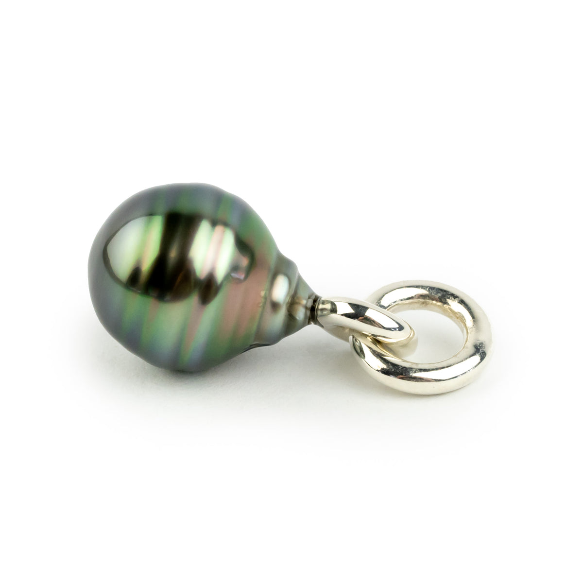 Flashy Multi-Colorful Circled 10.1mm Tahitian Pearl Rava Pendant on Sterling Silver