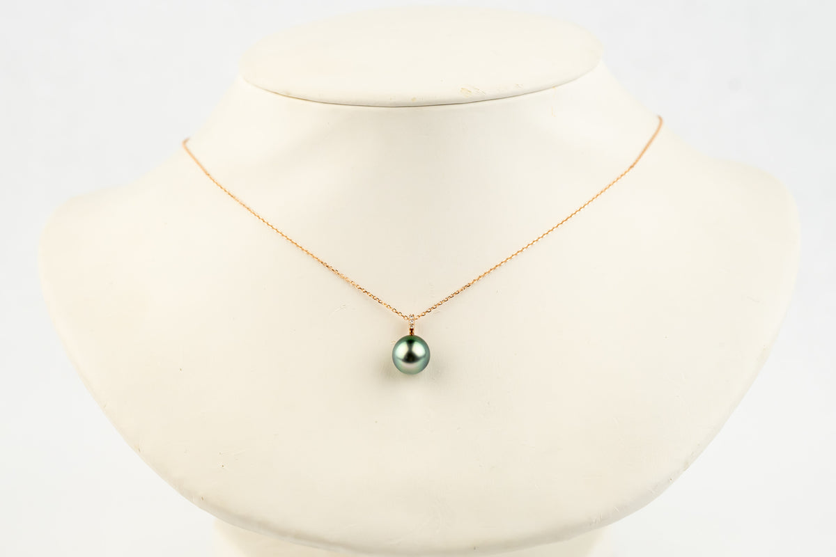Blue Rainbow Tahitian Pearl & Diamond Éclat Necklace on 14KRG
