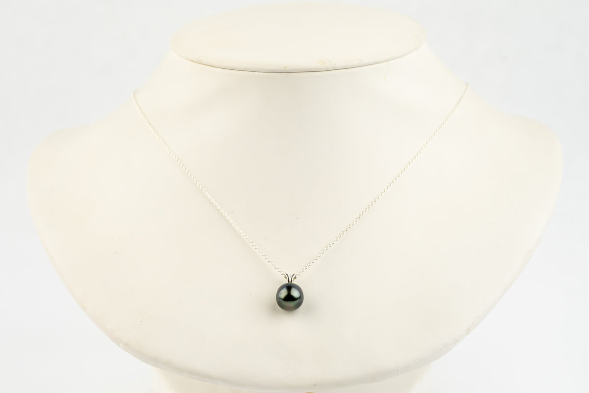 Blue Rainbow Tahitian Pearl & Diamond Éclat Necklace on 14KRG