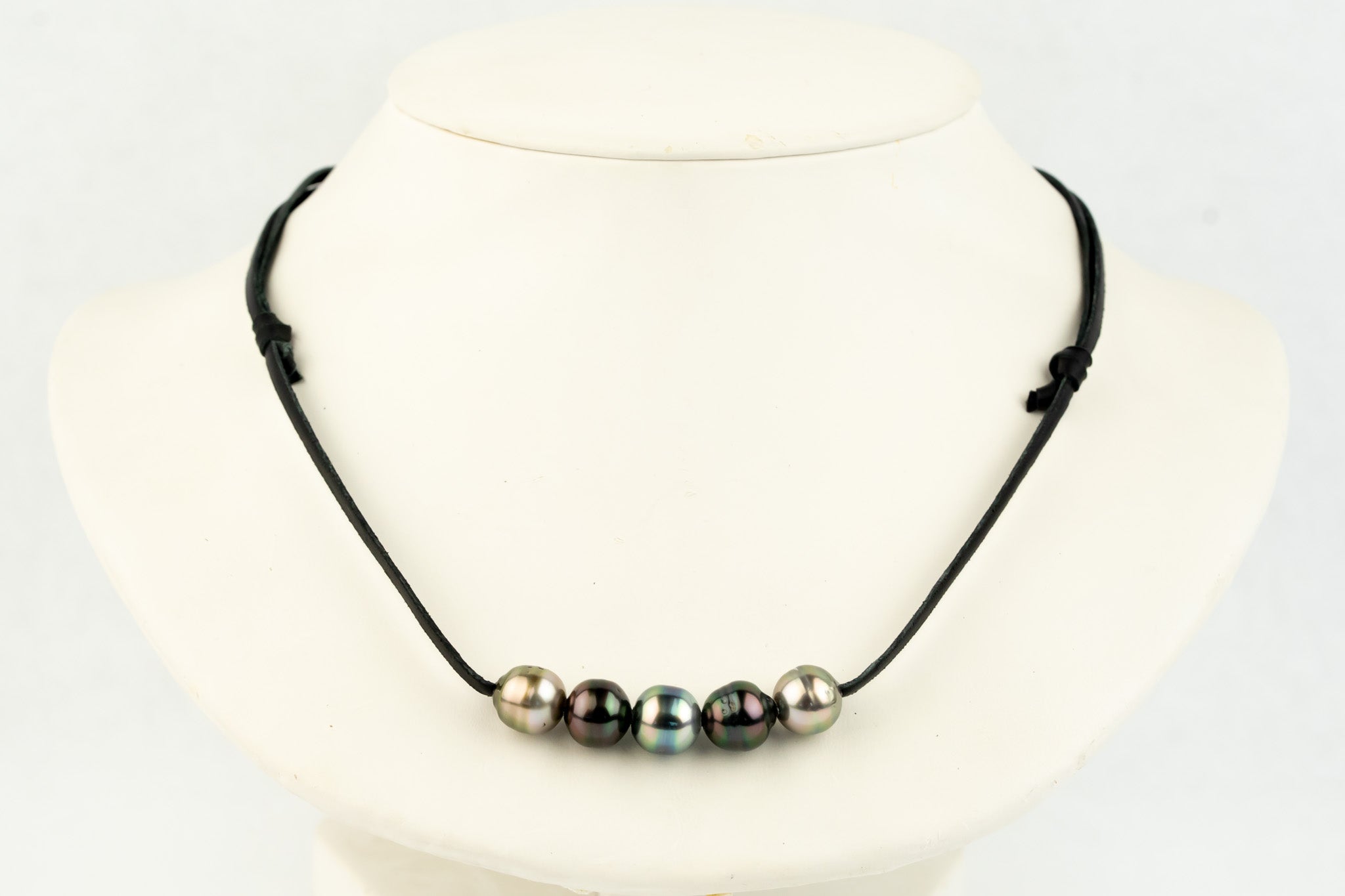 Dark Flower Quintuple 9.8-10.2mm Mana Pearl Necklace