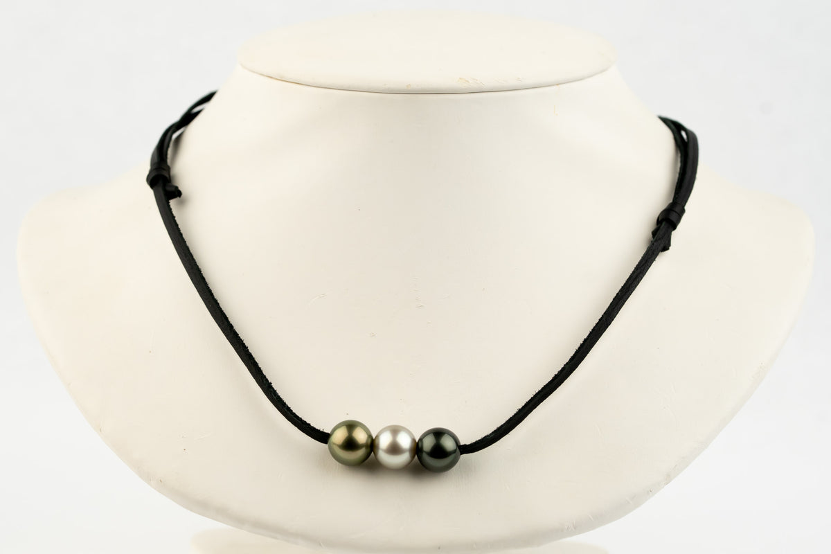 Golden Meadow 10-10.8mm Triple Eimeo Mana Necklace