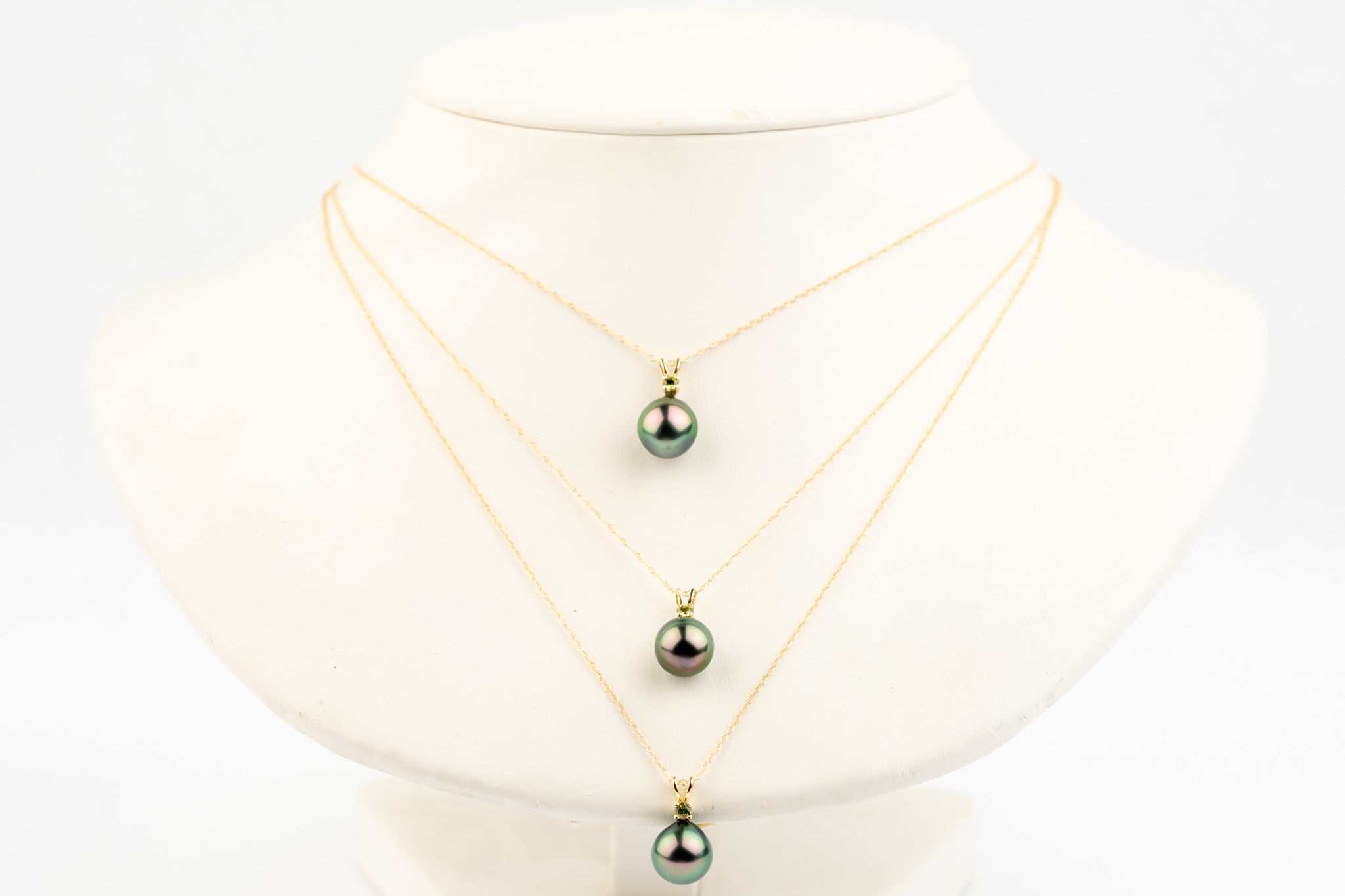 Tahitian Pearl & Peridot Pink Peacock Étoile Necklace on 10K Gold