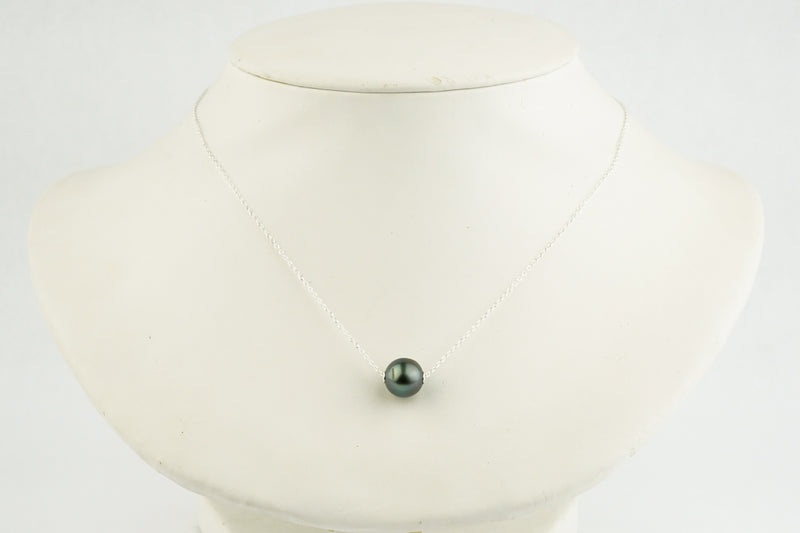 Dark Indigo 9.8mm Tahitian Pearl Solitaire Necklace on Sterling Silver