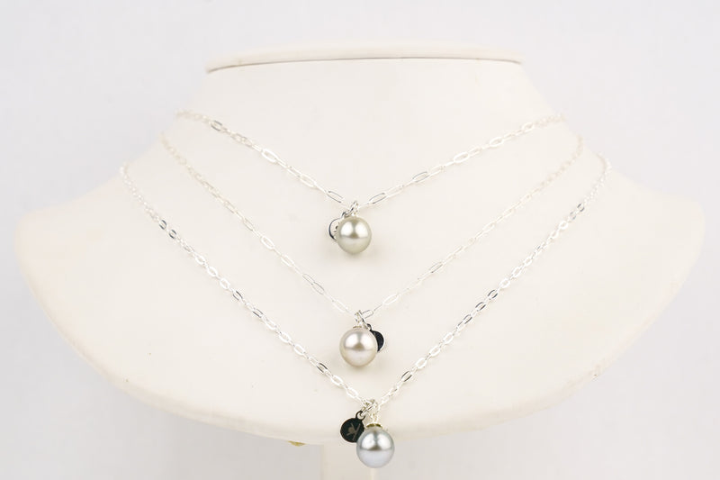 Light Silver Tahitian Pearl Charm Necklace (Sterling)