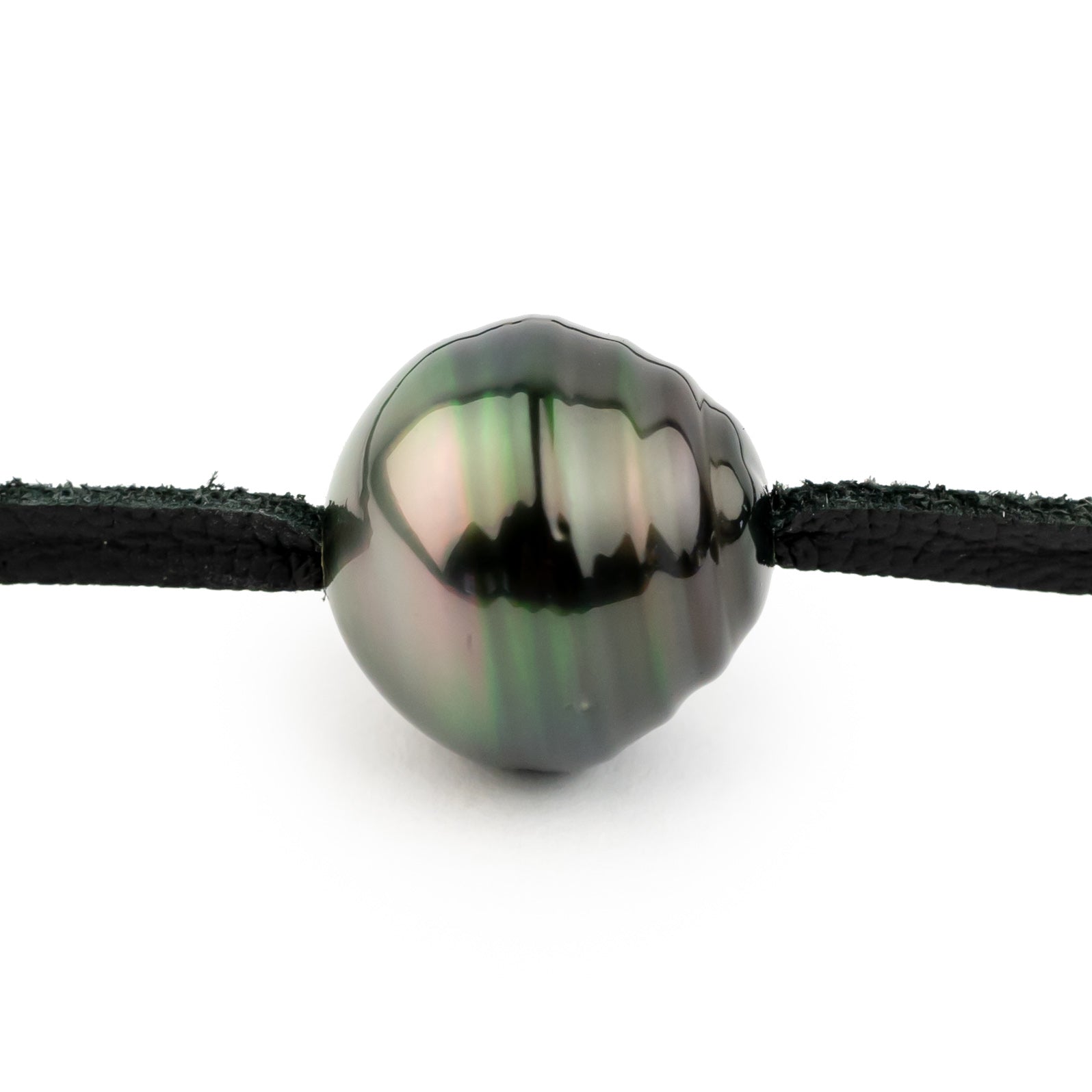 Midnight Swirl 14.1mm Circled Super Mana Necklace