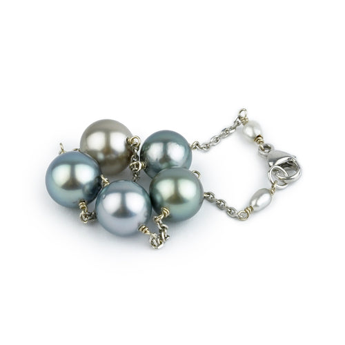 Silvery Pastel Tahitian Pearl Tin Cup Bracelet on 14k White Gold