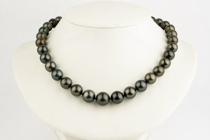 Midnight Sky 9.8-13.7mm Tahitian Pearl Strand