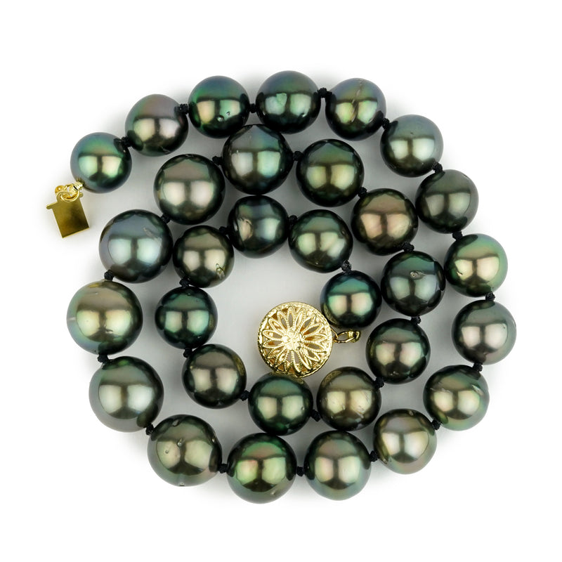 Green Aurora 10-12.3mm Tahitian Pearl Choker Strand