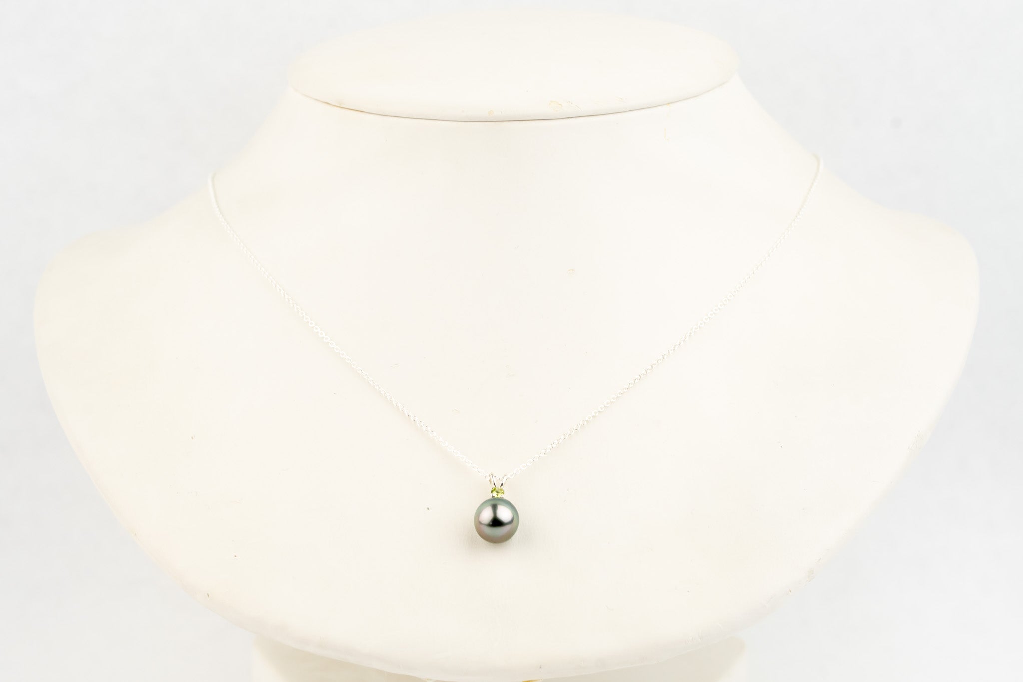 Pearl & Peridot Cotton Candy Glow Étoile Necklace on Sterling Silver