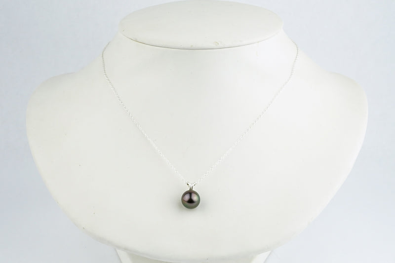 Plum Peacock 9.3mm Tahitian Pearl I'a Necklace on Sterling Silver