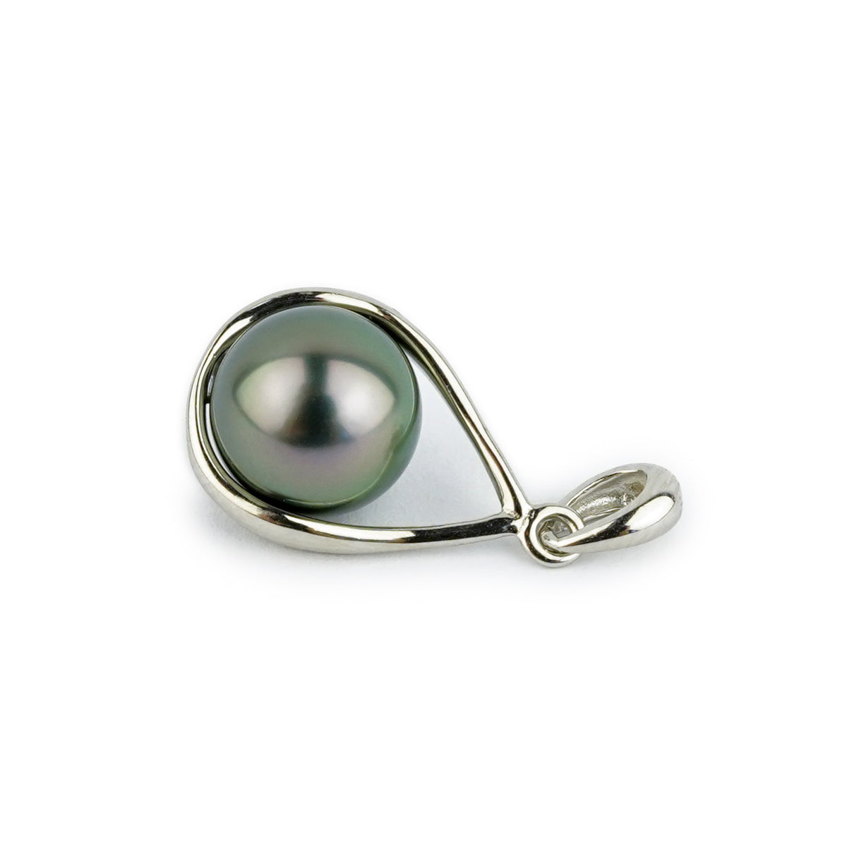 Peacock Green Tahitian Pearl Teardrop Pendant on Sterling Silver