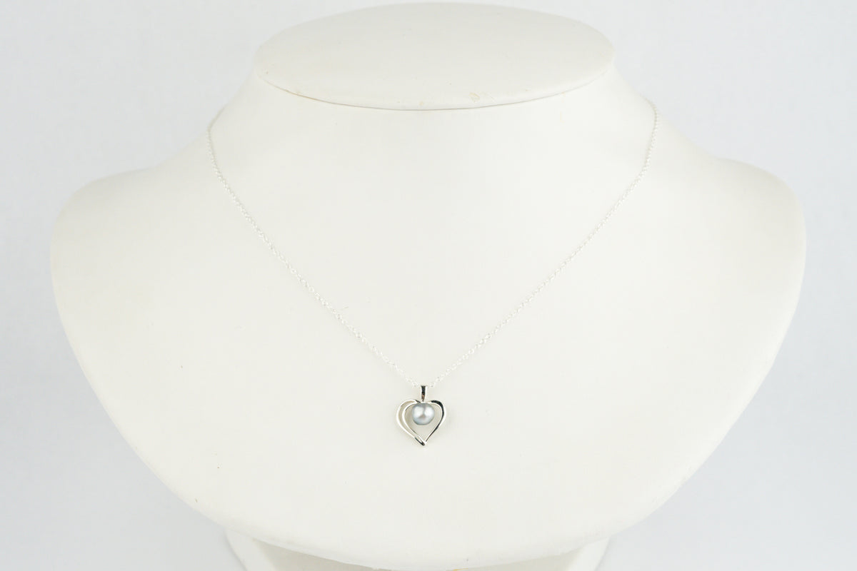 Silver Heart Keshi Necklace