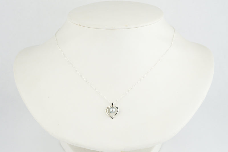 Silver Heart Keshi Necklace