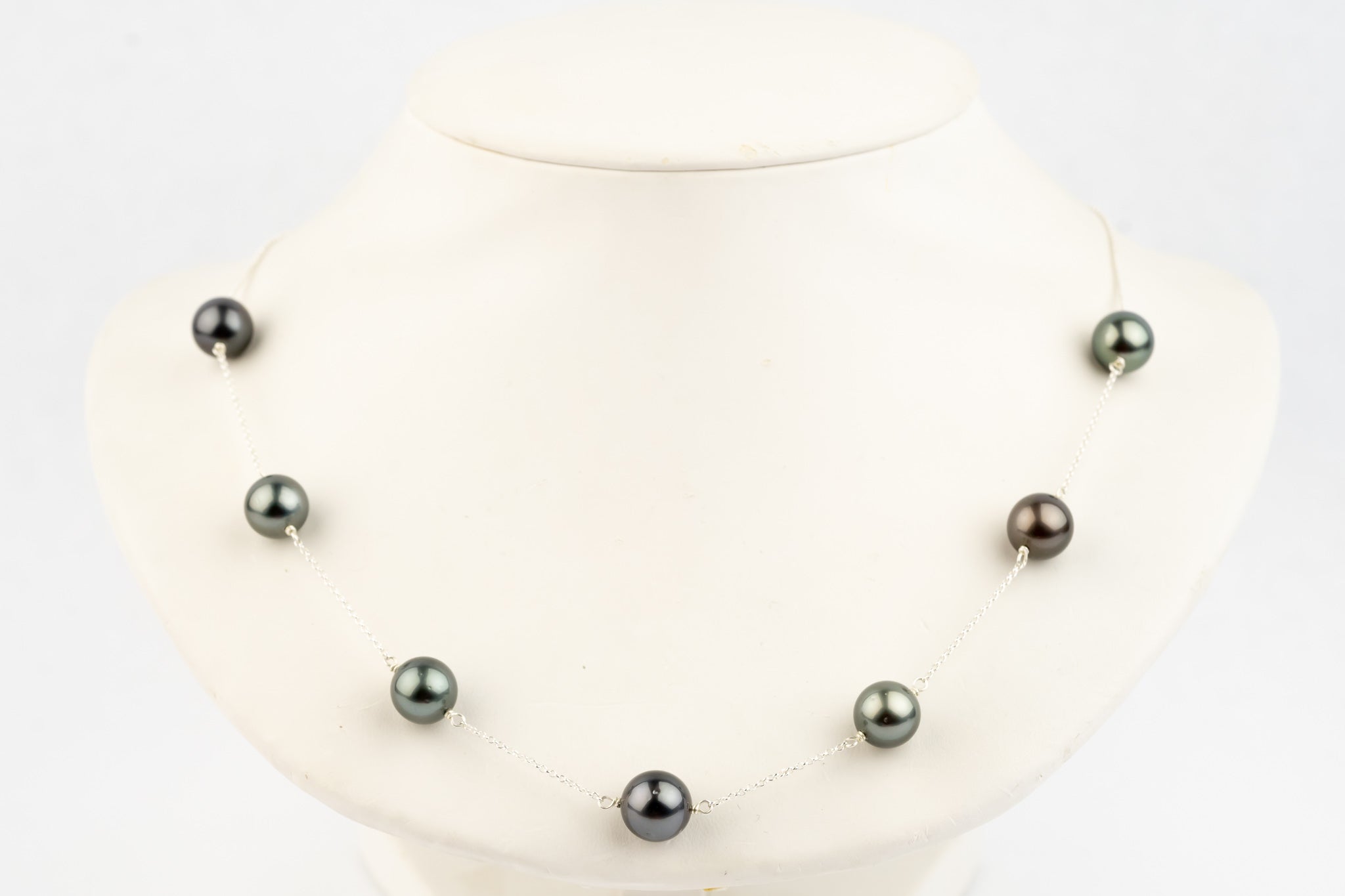Moody Hues Tin-Cup Tahitian Pearl Necklace on Sterling Silver