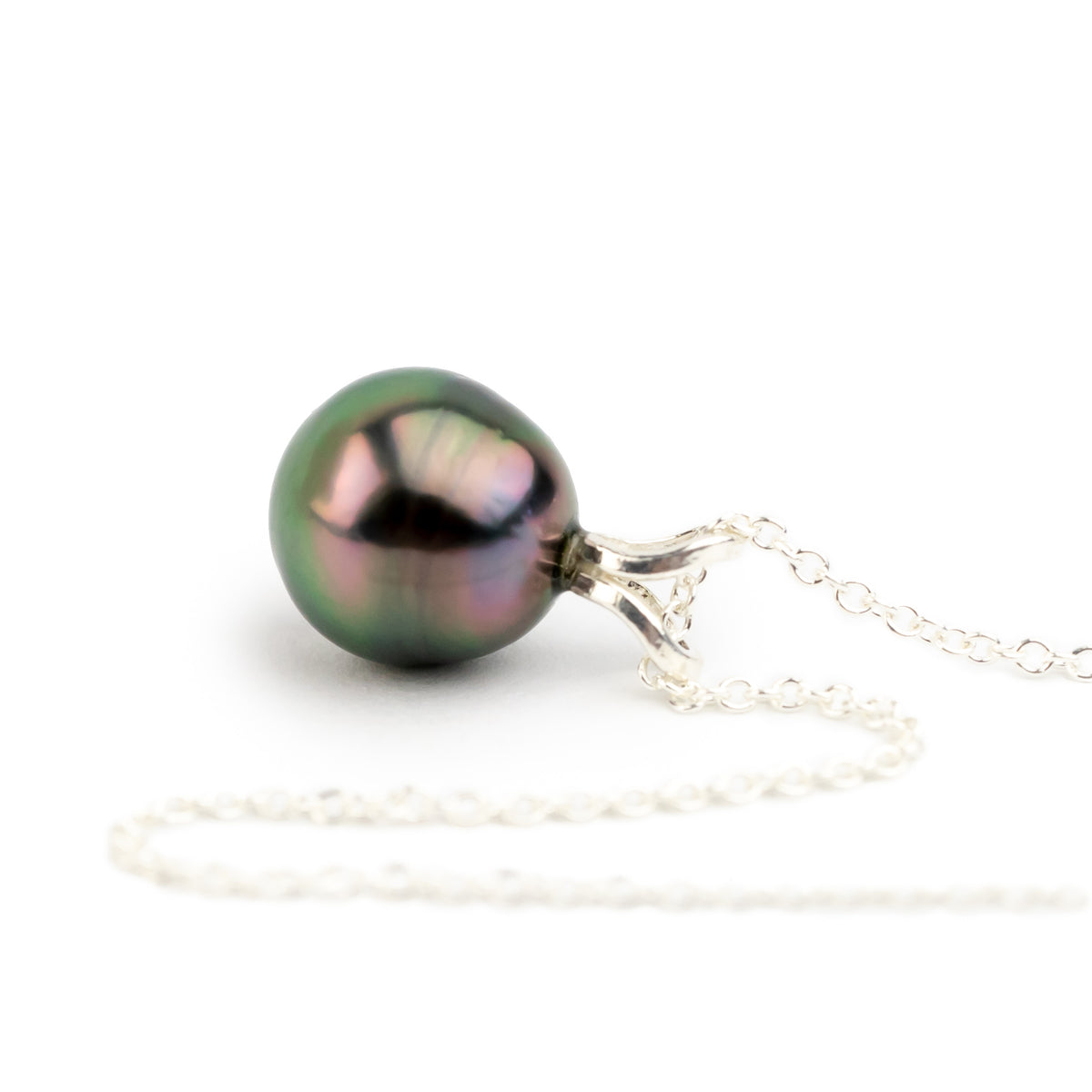 Plum Peacock 8.4mm Tahitian Pearl I'a Necklace on Sterling Silver