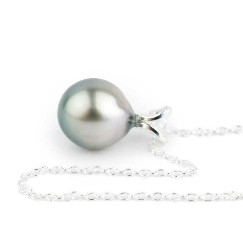 Silvery Multi-Colored  9mm Tahitian Pearl I'a Necklace on Sterling Silver