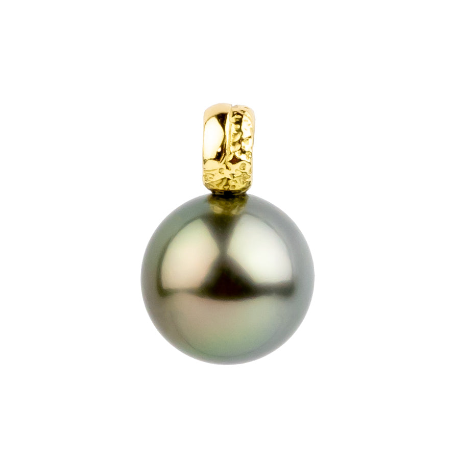 Shimmery Color Shifting 11.6mm Tahitian Pearl Pendant on 18K Yellow Gold