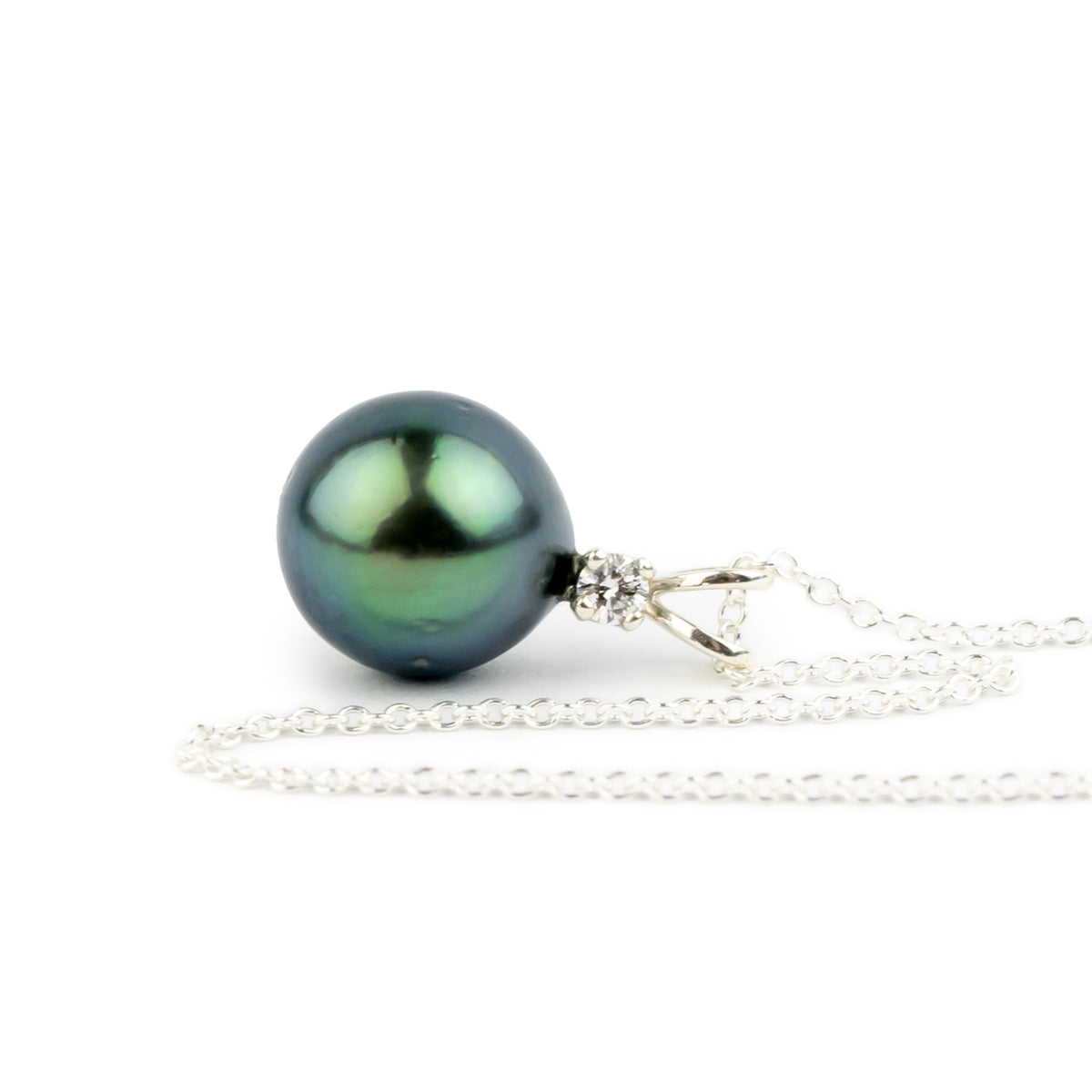 Tahitian Pearl & Diamond Electric Blue Green Étoile Necklace on Sterling Silver