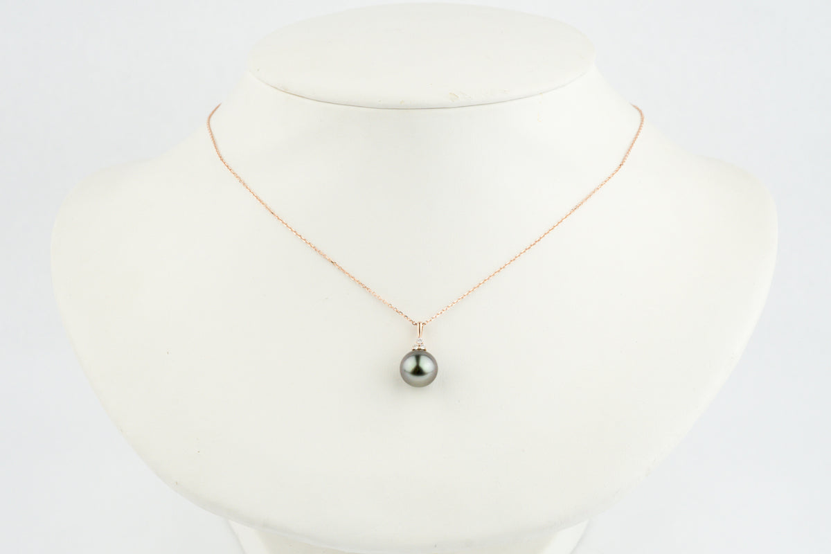 Lavender-Green Peacock Tahitian Pearl & Diamond Toru Necklace on 14K Rose Gold