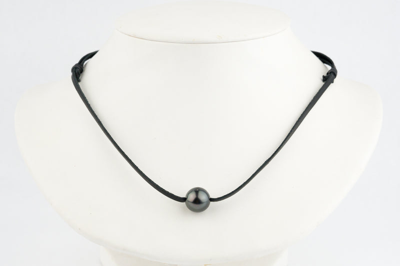 Eclipse Black 12.3mm Super Mana Necklace