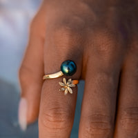 Tiaré 14K Gold Tahitian Pearl Ring