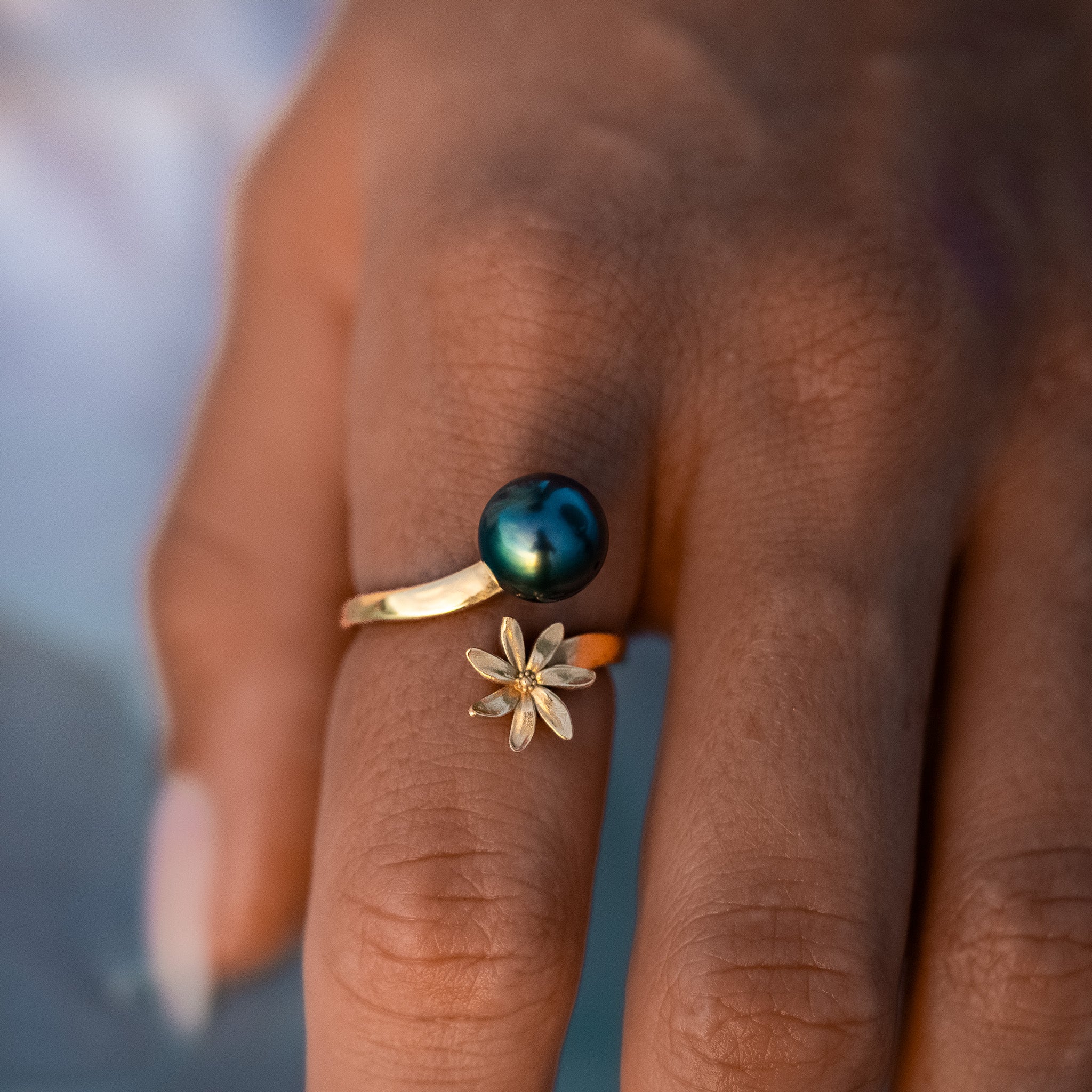 Tiaré 14K Gold Tahitian Pearl Ring
