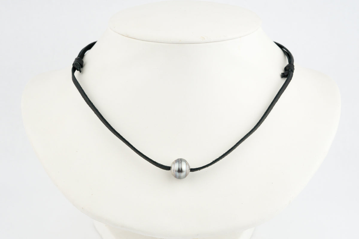 Silvery Blue Circled 11.7mm Super Mana Necklace