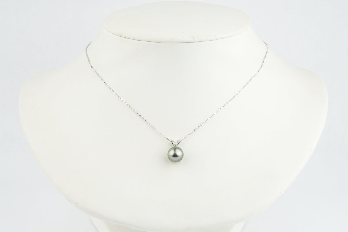 Silvery Green Tahitian Pearl & Diamond Hoa Necklace on 14K White Gold