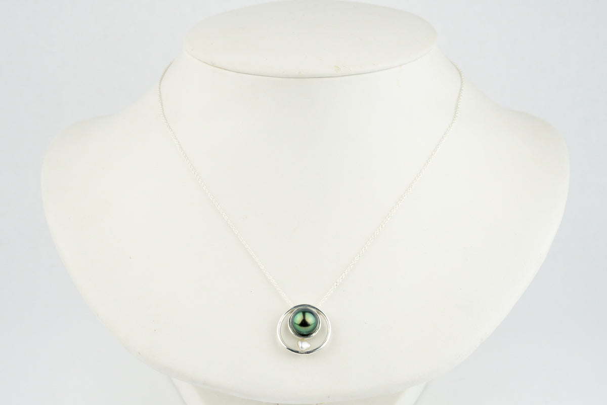 Atoll Moon Tahitian Pearl Necklace