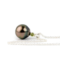 Pearl & Peridot Indigo Pink Green Étoile Necklace on Sterling Silver