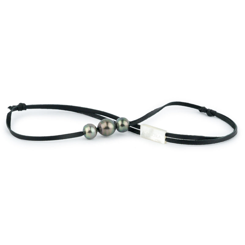 Triple Peacock Green 10.9-12.4 Circled Eimeo Mana Necklace