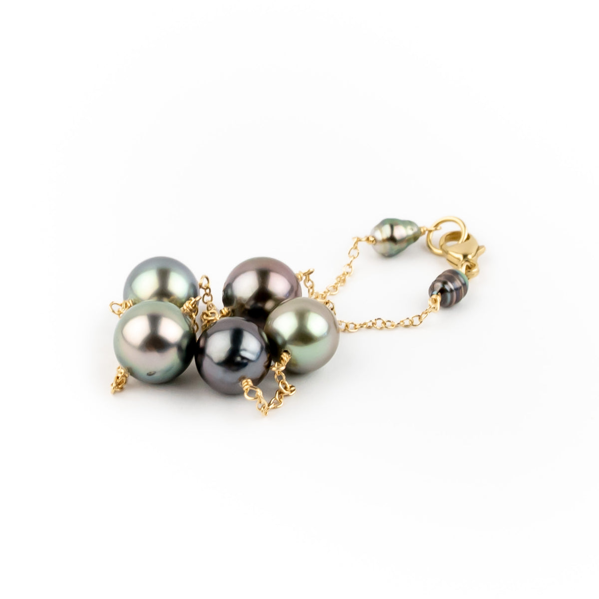 Wild Violet Tahitian Pearl Tin Cup Bracelet on 14k Yellow Gold