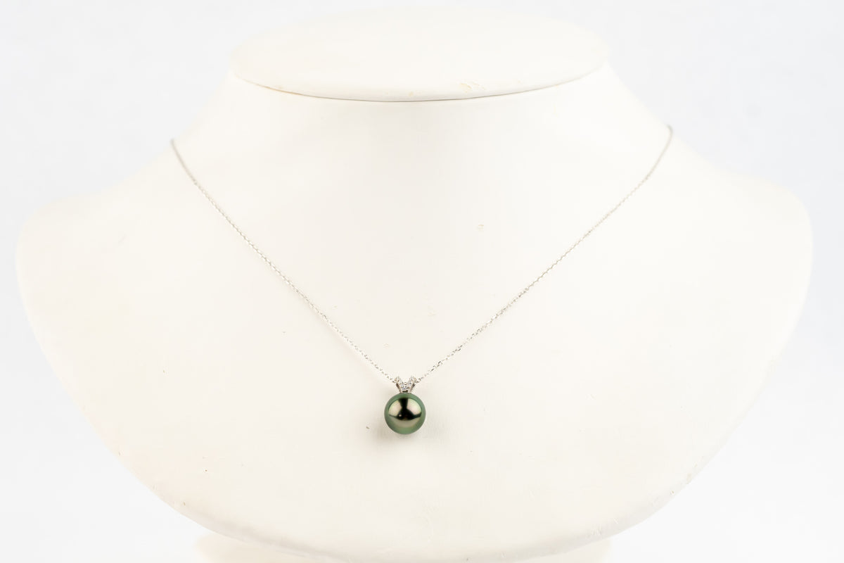 Aubergine Green Tahitian Pearl & Diamond Hoa Necklace on 14K White Gold