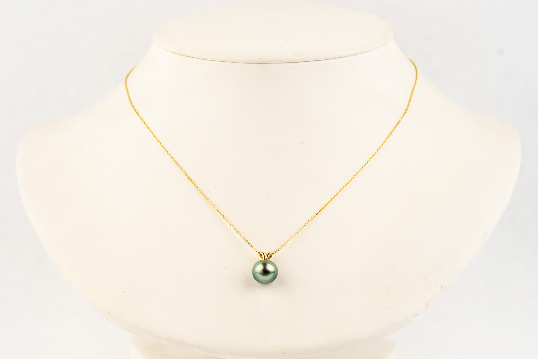 Apple Blossom 9.2mm Tahitian Pearl I'a Necklace on 14K Yellow Gold