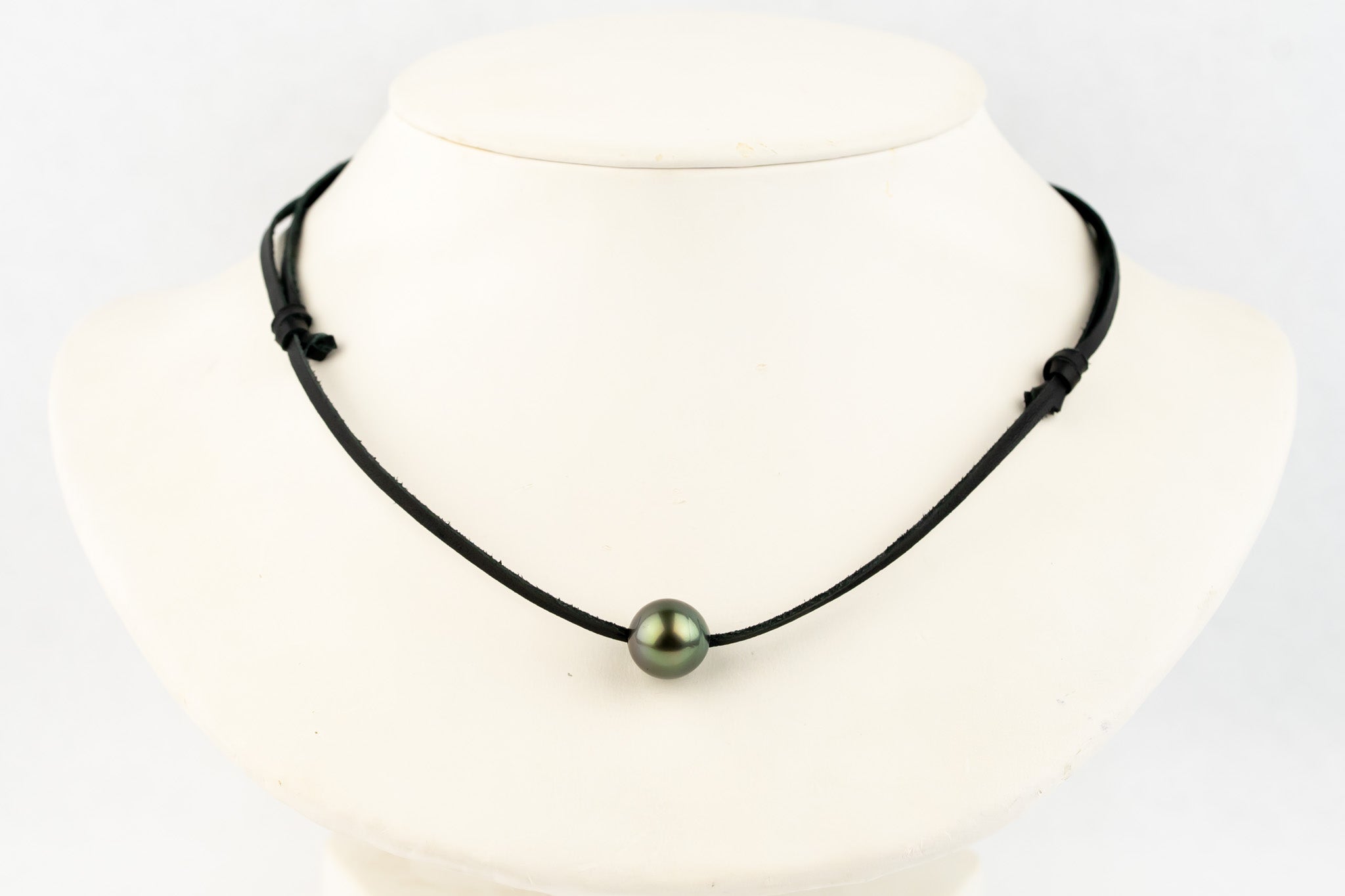 Warm Blue Green 11.8mm Super Mana Necklace