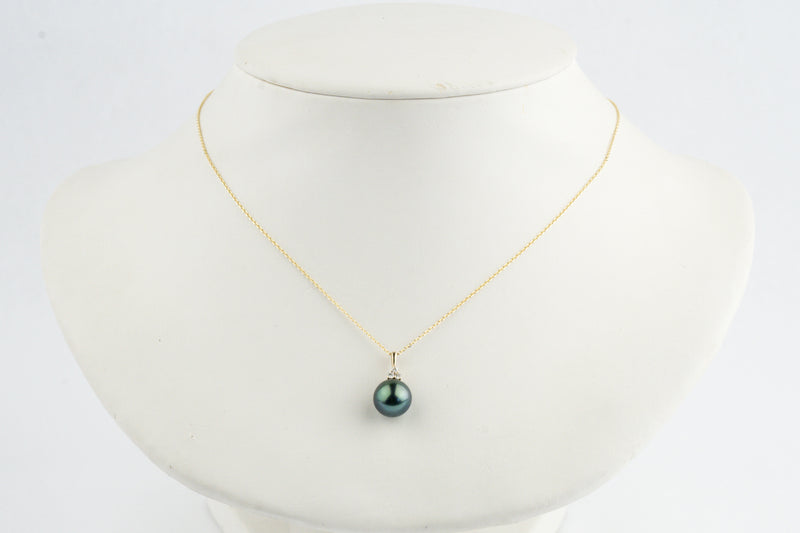 Indigo Peacock Tahitian Pearl & Diamond Toru Necklace on 14K Yellow Gold